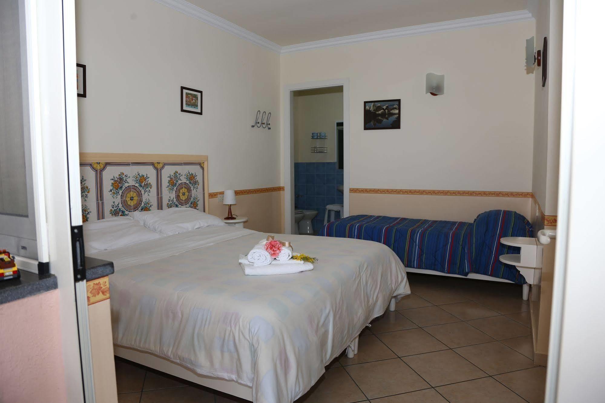 Le Ginestre Di Capri Bb & Holiday House Anacapri  Exterior foto
