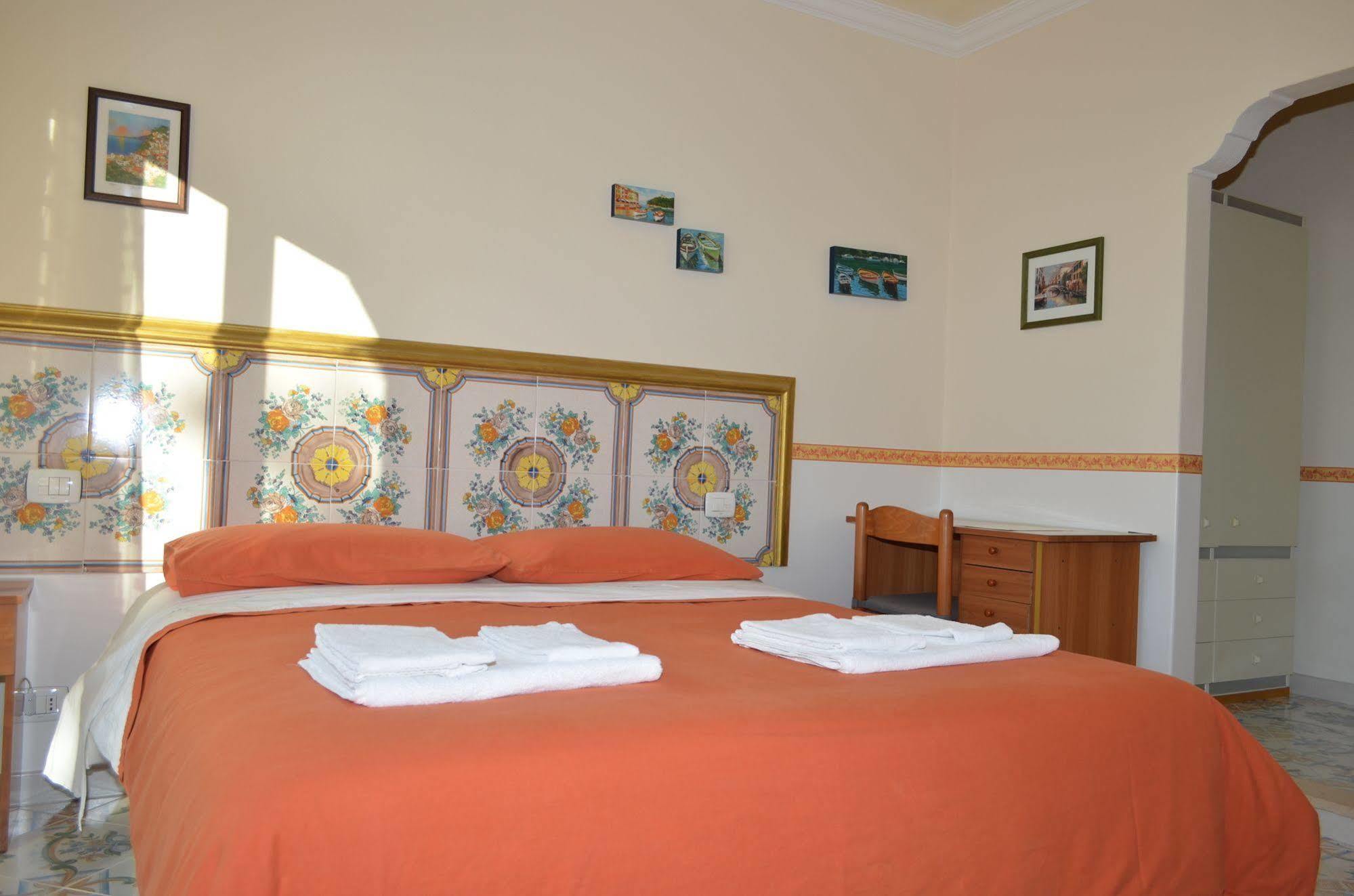 Le Ginestre Di Capri Bb & Holiday House Anacapri  Exterior foto